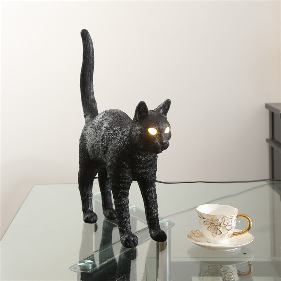 Resin animal table lamp Nordic - Resin Art On Floor ulasan dan harga