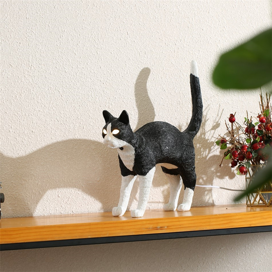 Resin animal table lamp Nordic - Resin Art On Floor ulasan dan harga