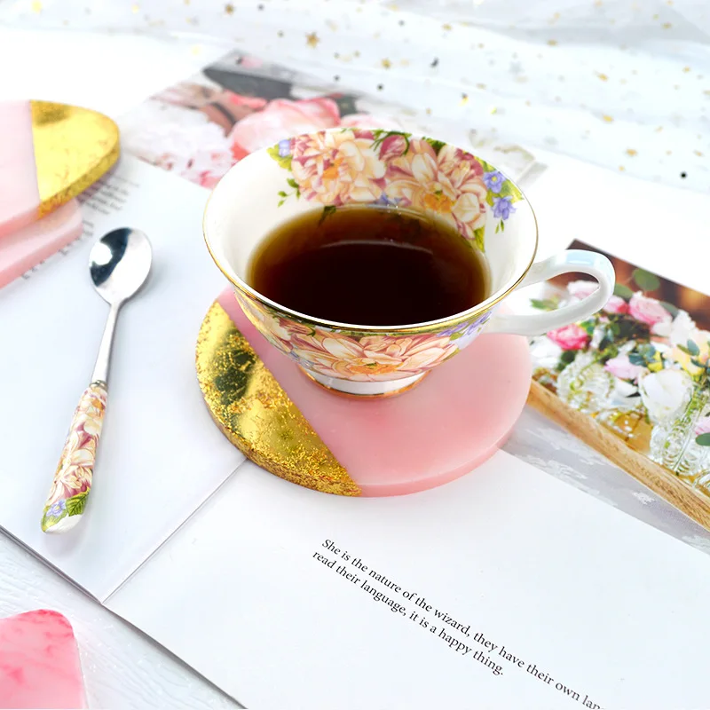 Multi-style Geometric Coaster  - Resin Art Table ulasan dan harga