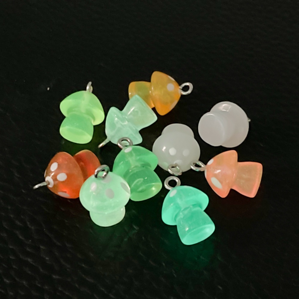 16pcs Luminous Mushroom Charms - Resin Art Pendant ulasan dan harga