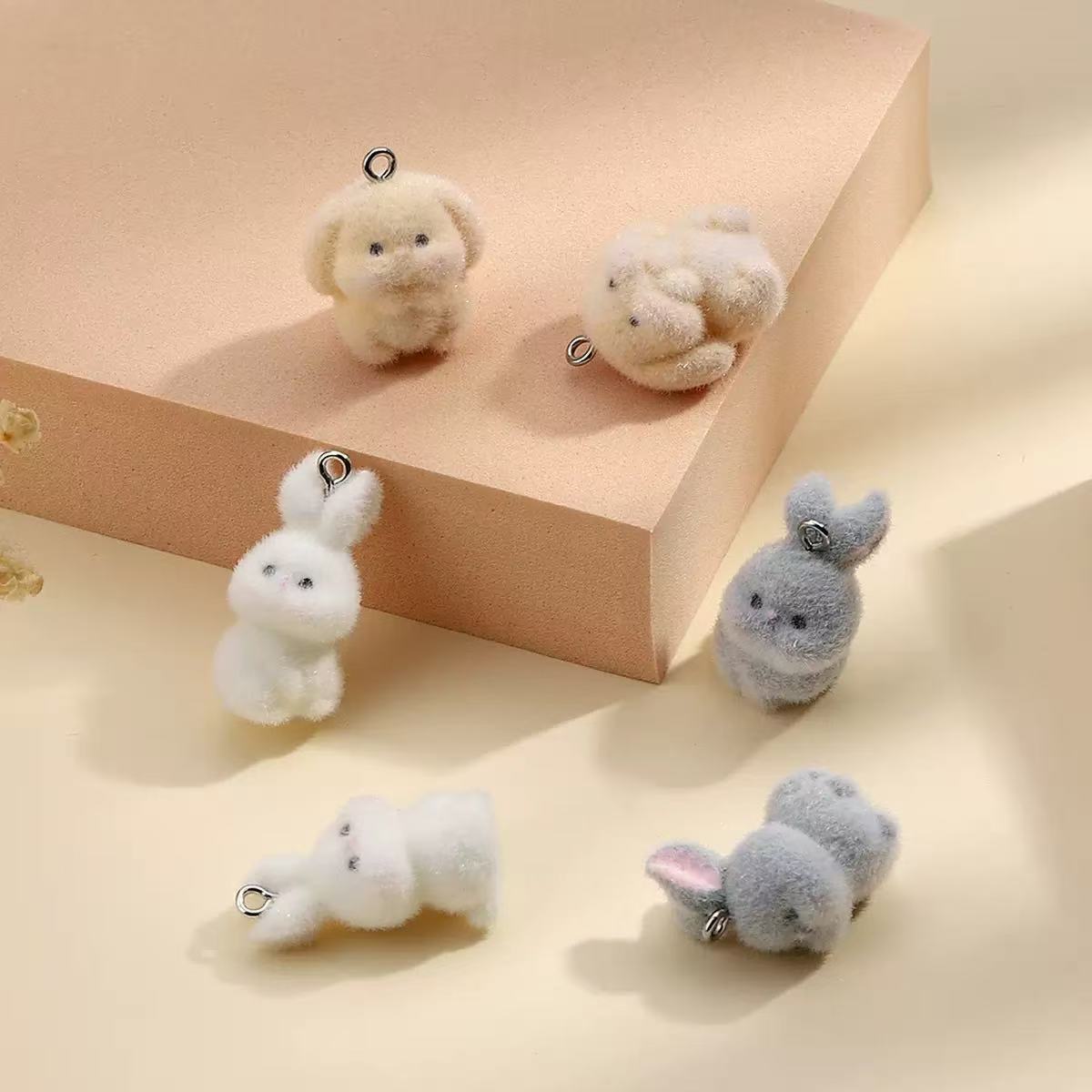 10pcs Flocking Little Rabbit R - Resin Art Pendant ulasan dan harga